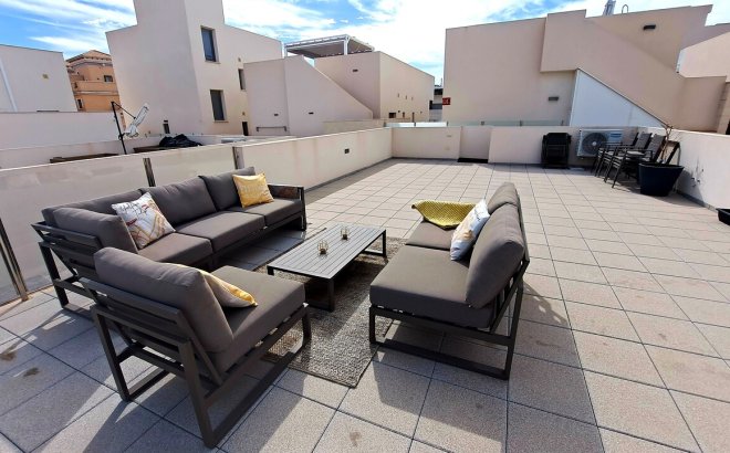 Resale - Villa -
Orihuela Costa - Costa Blanca