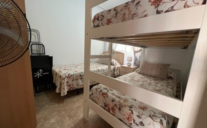 Resale - Apartment -
Torrevieja - Playa de los Locos