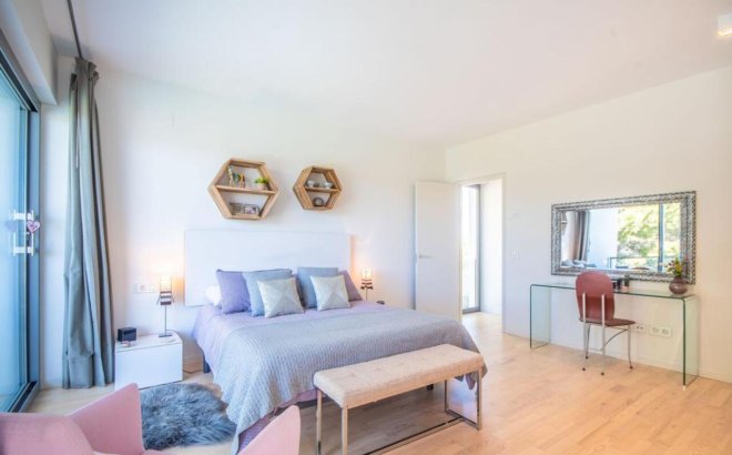 Resale - Villa -
Las Colinas Golf - Costa Blanca