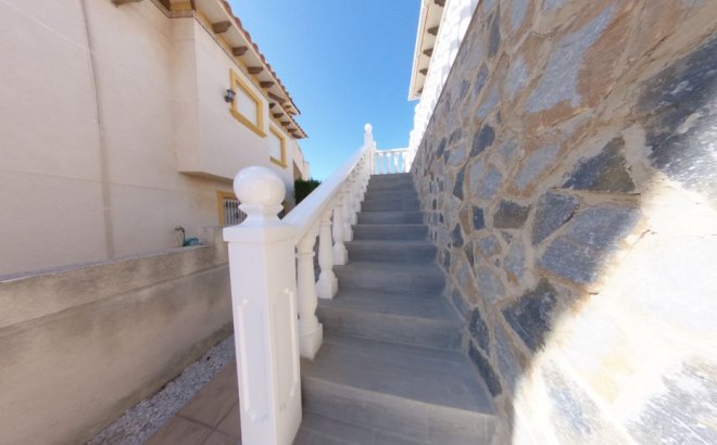 Resale - Villa -
La Zenia - Costa Blanca