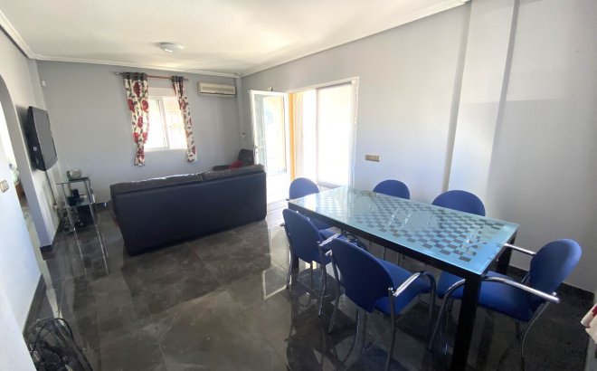 Resale - Villa -
La Zenia - Costa Blanca