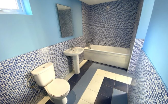 Resale - Villa -
La Zenia - Costa Blanca