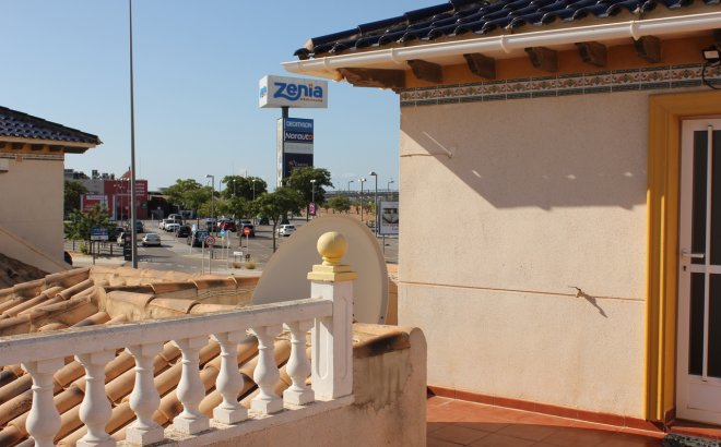 Resale - Villa -
La Zenia - Costa Blanca