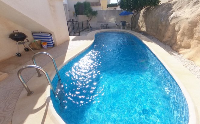 Resale - Villa -
La Zenia - Costa Blanca