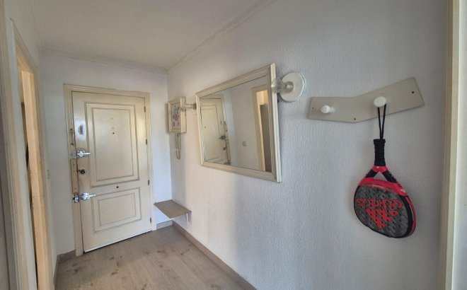 Revente - Appartement -
Torrevieja - Punta Prima