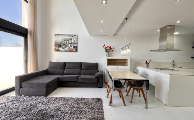 Resale - Villa -
Los Dolses - Inland