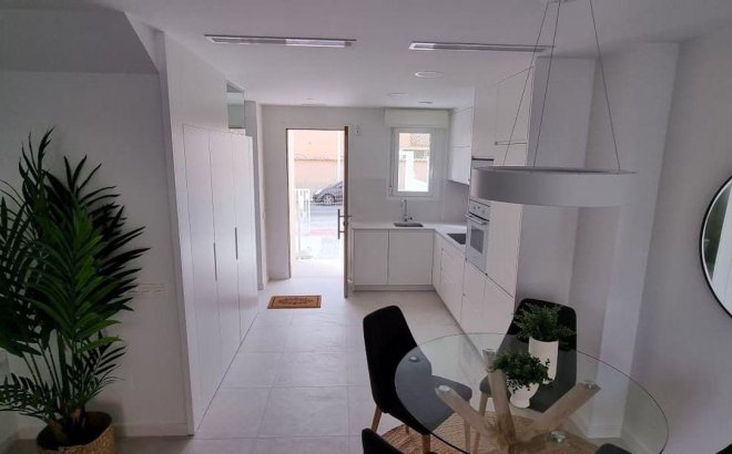 Revente - Town House -
Torrevieja - Aguas Nuevas