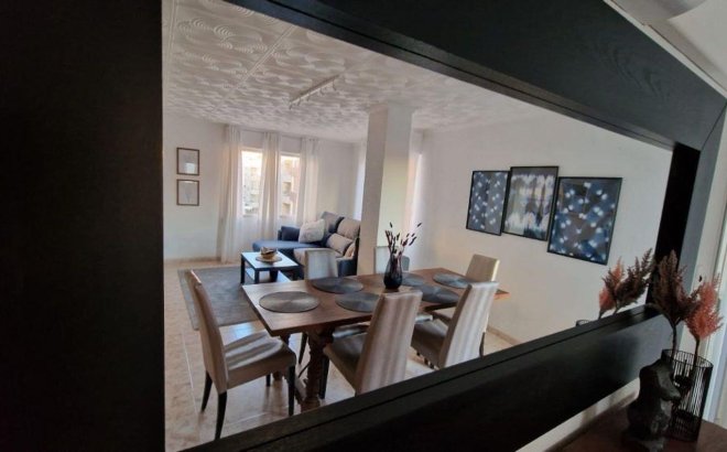 Resale - Apartment -
Torrevieja - Playa de los Locos