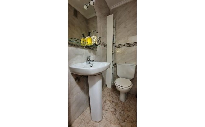 Resale - Apartment -
Torrevieja - Playa de los Locos