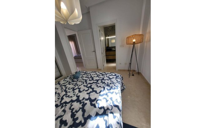 Resale - Town House -
San Miguel de Salinas - Ciudad De Las Comunicaciones