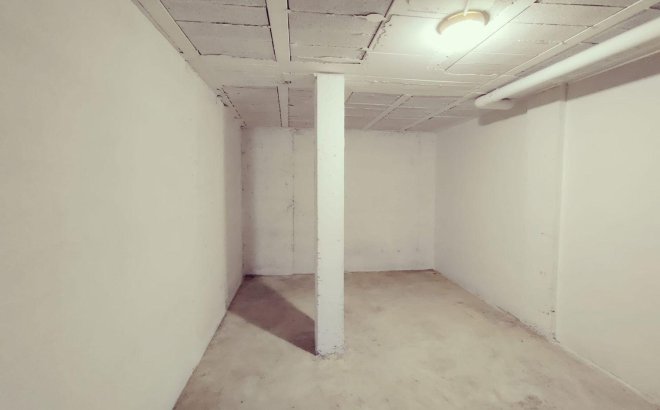 Resale - Town House -
San Miguel de Salinas - Ciudad De Las Comunicaciones