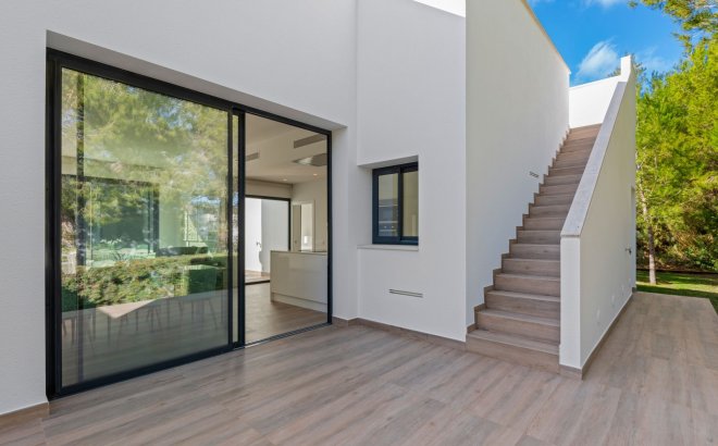 Resale - Villa -
Orihuela Costa - Costa Blanca