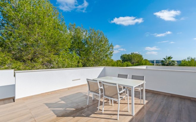 Resale - Villa -
Orihuela Costa - Costa Blanca