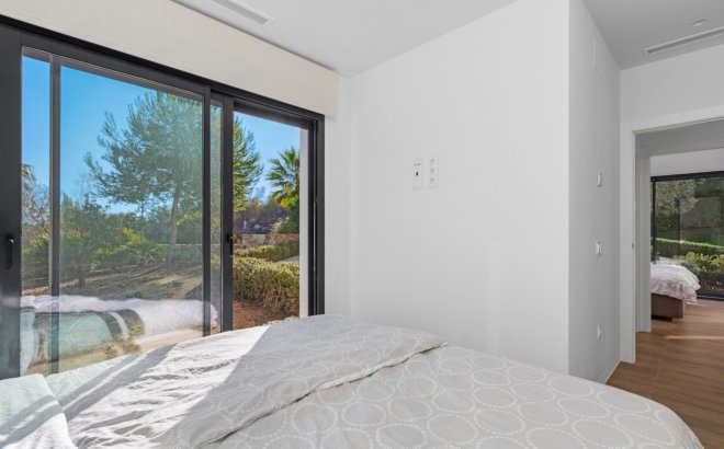 Resale - Villa -
Orihuela Costa - Costa Blanca