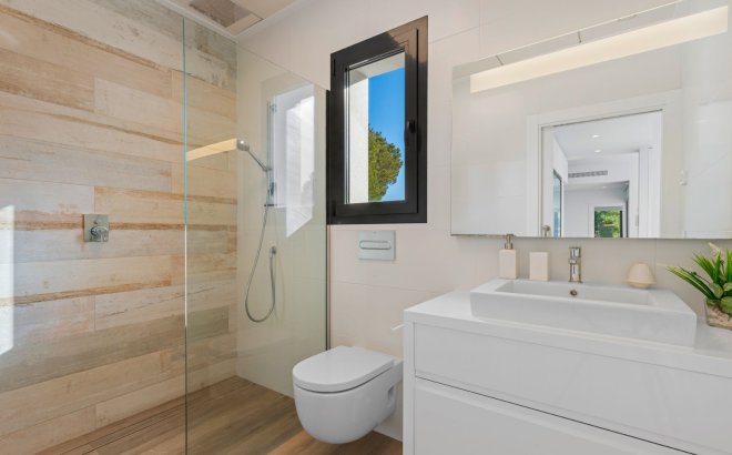 Resale - Villa -
Orihuela Costa - Costa Blanca