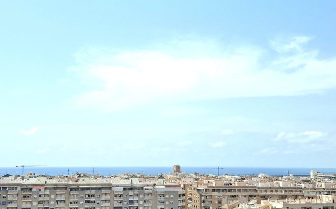 Revente - Appartement -
Torrevieja - Costa Blanca