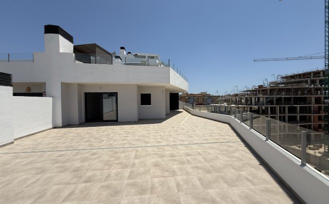 Resale - Penthouse -
San Miguel de Salinas - Inland