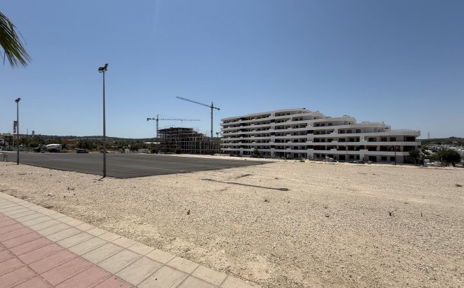 Resale - Penthouse -
San Miguel de Salinas - Inland