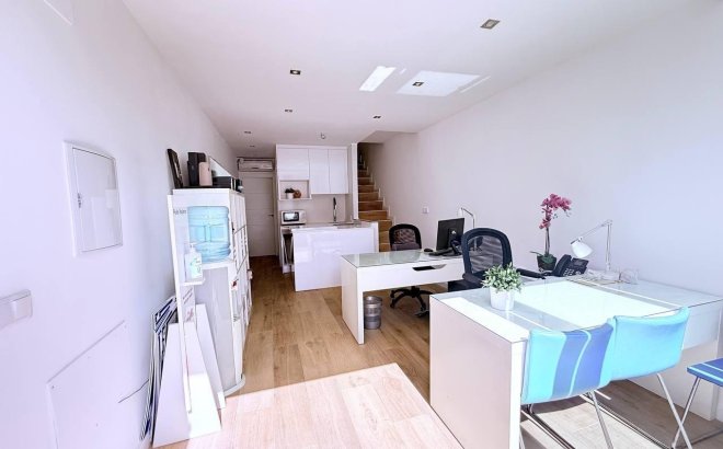 Resale - Town House -
Orihuela Costa - Las Filipinas