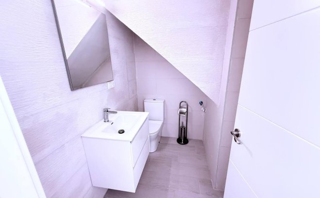 Resale - Town House -
Orihuela Costa - Las Filipinas