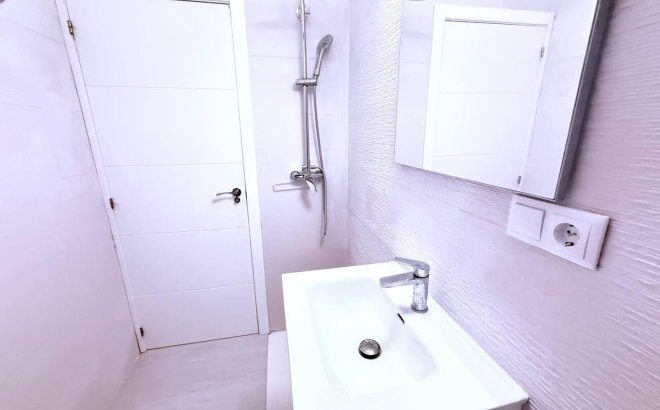 Resale - Town House -
Orihuela Costa - Las Filipinas