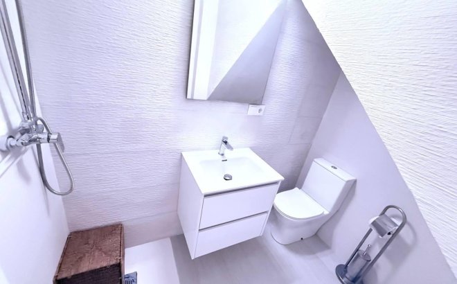 Resale - Town House -
Orihuela Costa - Las Filipinas