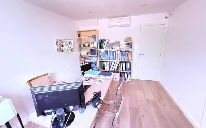 Resale - Town House -
Orihuela Costa - Las Filipinas