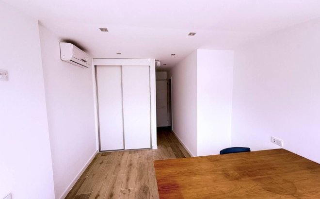 Resale - Town House -
Orihuela Costa - Las Filipinas