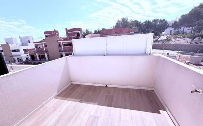 Resale - Town House -
Orihuela Costa - Las Filipinas