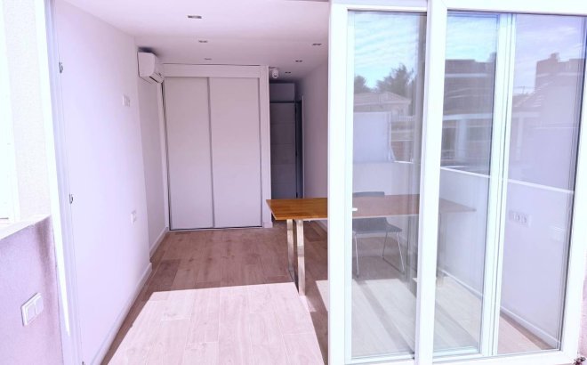 Resale - Town House -
Orihuela Costa - Las Filipinas