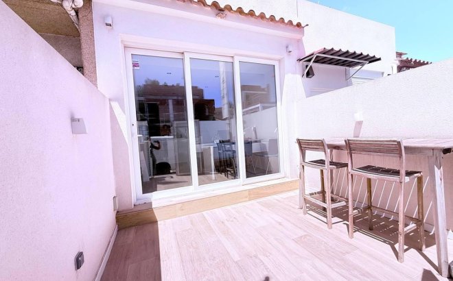 Resale - Town House -
Orihuela Costa - Las Filipinas