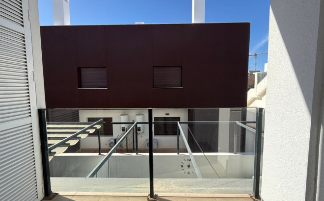 Resale - Penthouse -
Pilar de la Horadada - Costa Blanca