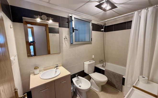 Resale - Apartment -
Torrevieja - Costa Blanca