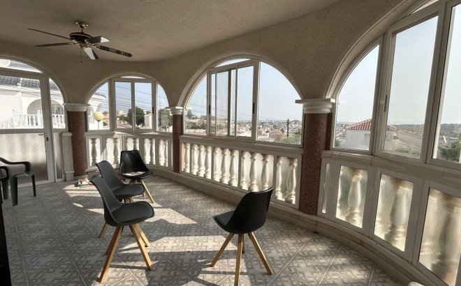 Resale - Villa -
Ciudad Quesada - Costa Blanca