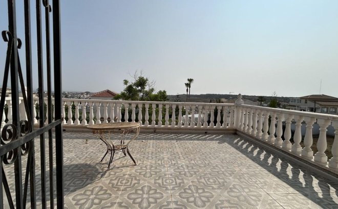 Resale - Villa -
Ciudad Quesada - Costa Blanca