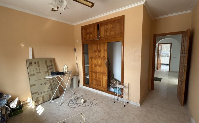 Resale - Villa -
Ciudad Quesada - Costa Blanca