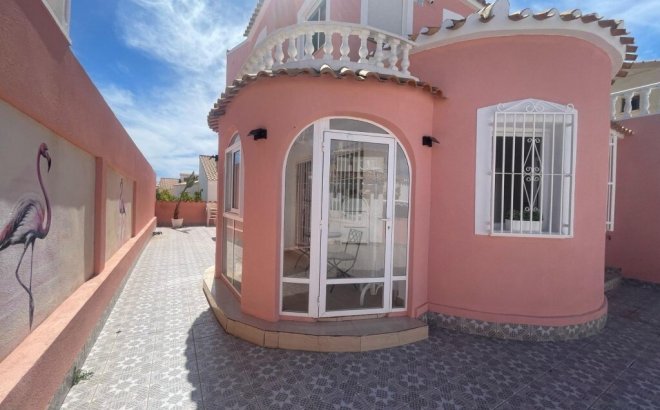 Resale - Villa -
Playa Flamenca - Costa Blanca