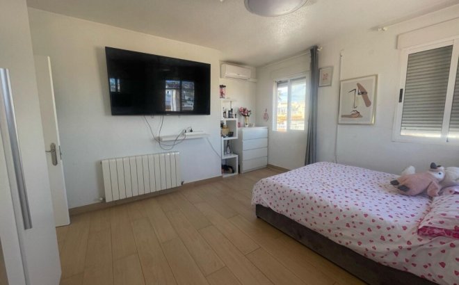 Resale - Villa -
Playa Flamenca - Costa Blanca