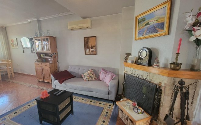 Resale - Town House -
Orihuela Costa - Playa Flamenca