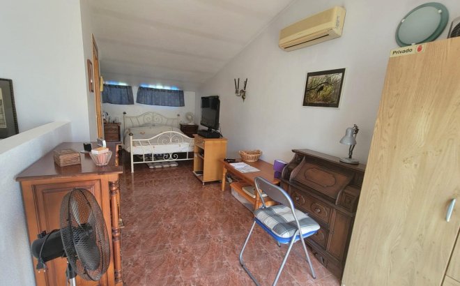 Resale - Town House -
Orihuela Costa - Playa Flamenca