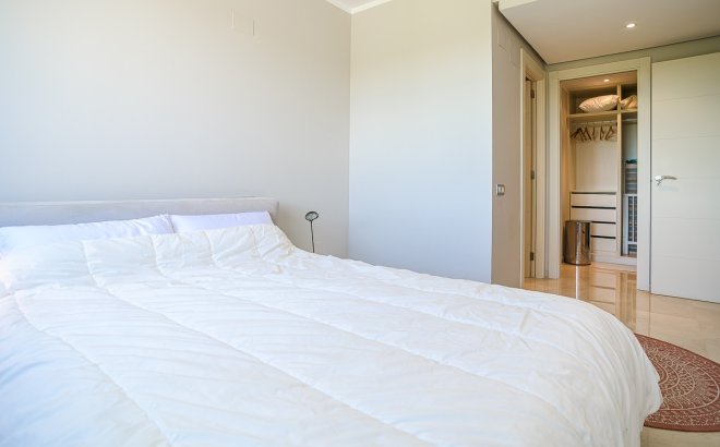 Revente - Villa -
San Miguel de Salinas - Inland