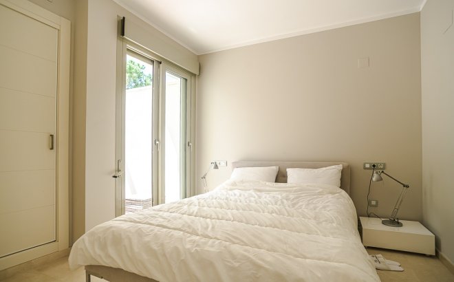 Revente - Villa -
San Miguel de Salinas - Inland