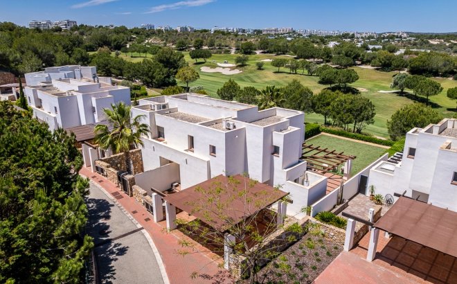 Revente - Villa -
San Miguel de Salinas - Inland