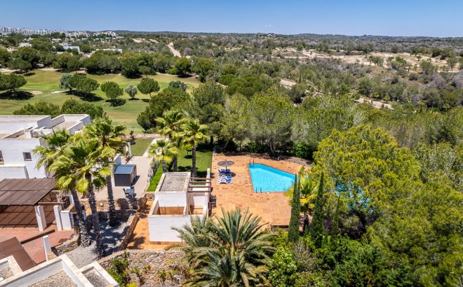 Revente - Villa -
San Miguel de Salinas - Inland