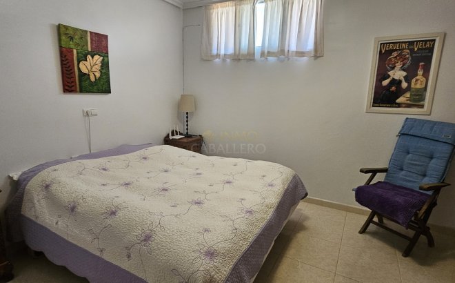 Resale - Villa -
Pinar de Campoverde - Inland