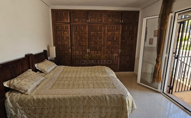 Resale - Villa -
Pinar de Campoverde - Inland