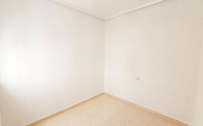 Resale - Apartment -
Orihuela Costa - La Florida