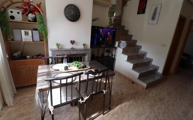 Herverkoop - Villa -
Villamartin - Costa Blanca