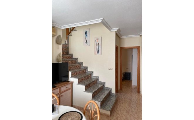 Herverkoop - Villa -
Villamartin - Costa Blanca