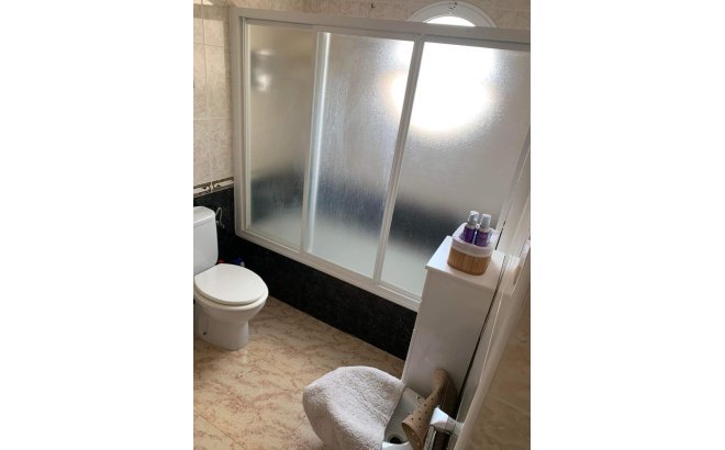 Herverkoop - Villa -
Villamartin - Costa Blanca